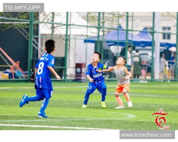 足球明星分身艺术创作展示多样风格与魅力的精彩图片合集