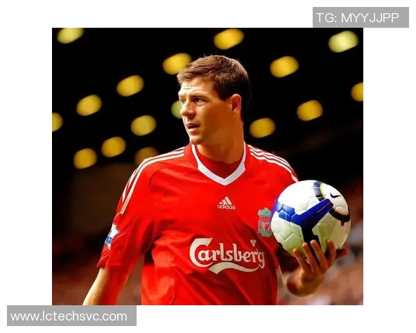 模仿足球明星风采的追随者们如何在生活中展现个性与激情